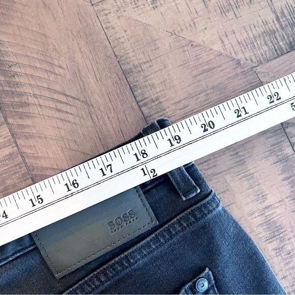 Hugo Boss Kansas Size 38x32 Regular Fit Mens Black Wash Denim Jeans - Picture 5 of 10